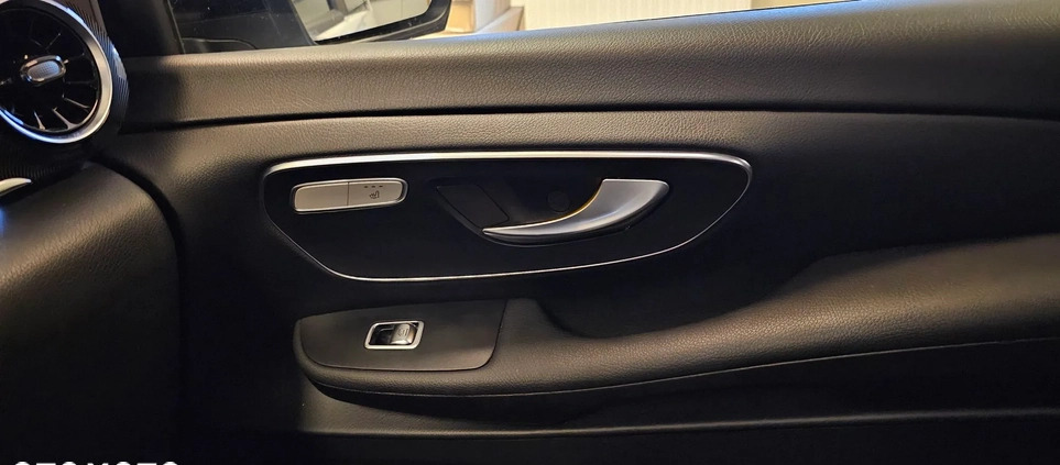Mercedes-Benz Klasa V cena 309000 przebieg: 17400, rok produkcji 2020 z Łódź małe 301
